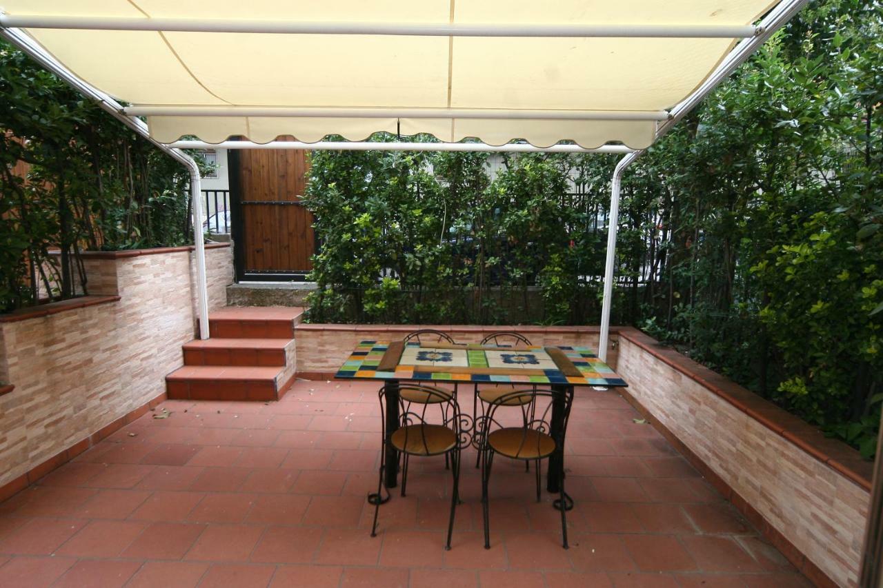 Villa Baghyboo Salerno Exterior foto